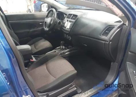 2017 Mitsubishi Outlander Sport 2.4 Se z USA, uszkodzony, nr VIN JA4AR3AW2HZ045182